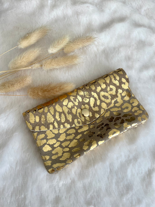 Pochette léopard doré